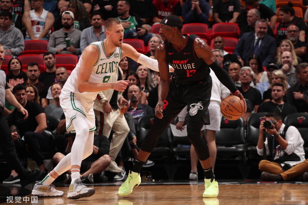 在这场备受 在这场备受